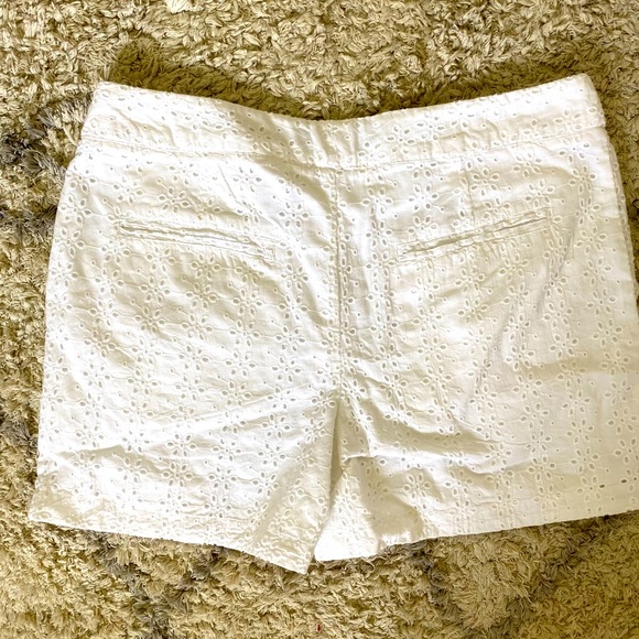 Cynthia Rowley white eyelet shorts, size 6. NWOT - Picture 4 of 5